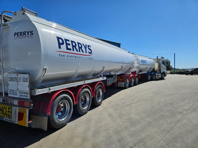 Truck Trailer signage Toowoomba – logo graphics